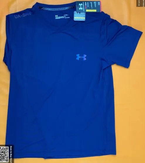 UNDER ARMOUR gym t-shirt