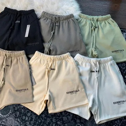 ESSENTIALS SHORTS