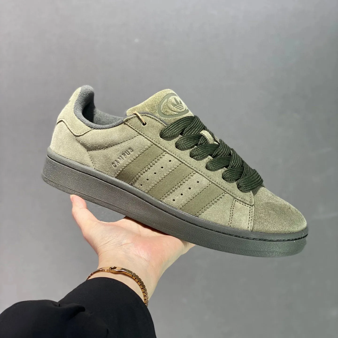 Adidas Campus 00s